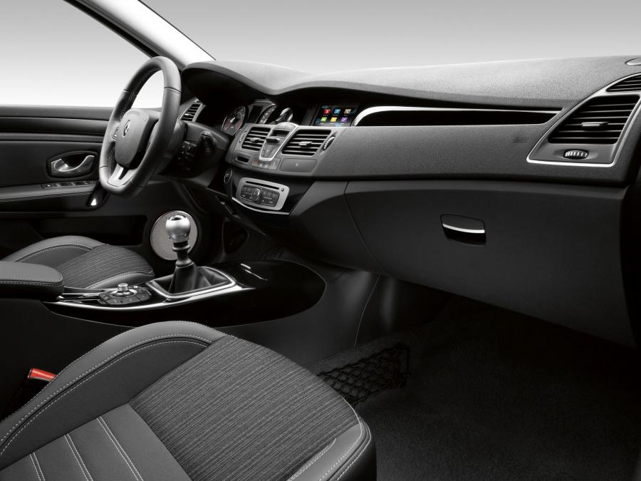  Renault Laguna Hatchback 2013 года  (фото 2 из 5)